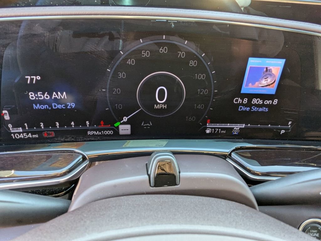 Certified 2024 Cadillac Escalade Premium Luxury Platinum image 18