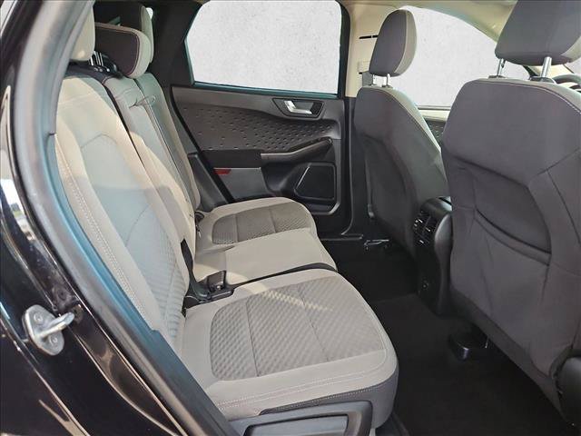 Used 2020 Ford Escape SE FWD image 17