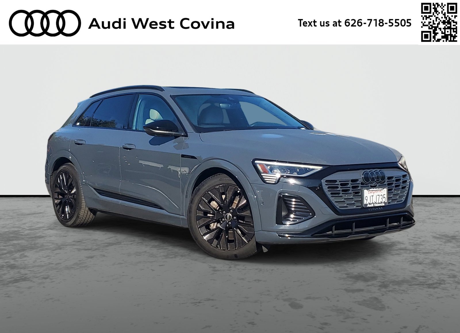 Used 2024 Audi Q8 e-tron Premium Plus AWD/4WD image 1