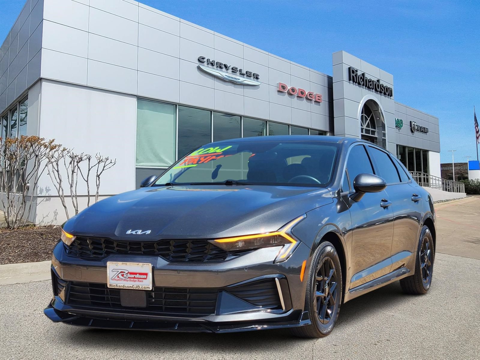 Used 2025 Kia K5 LXS FWD image 2