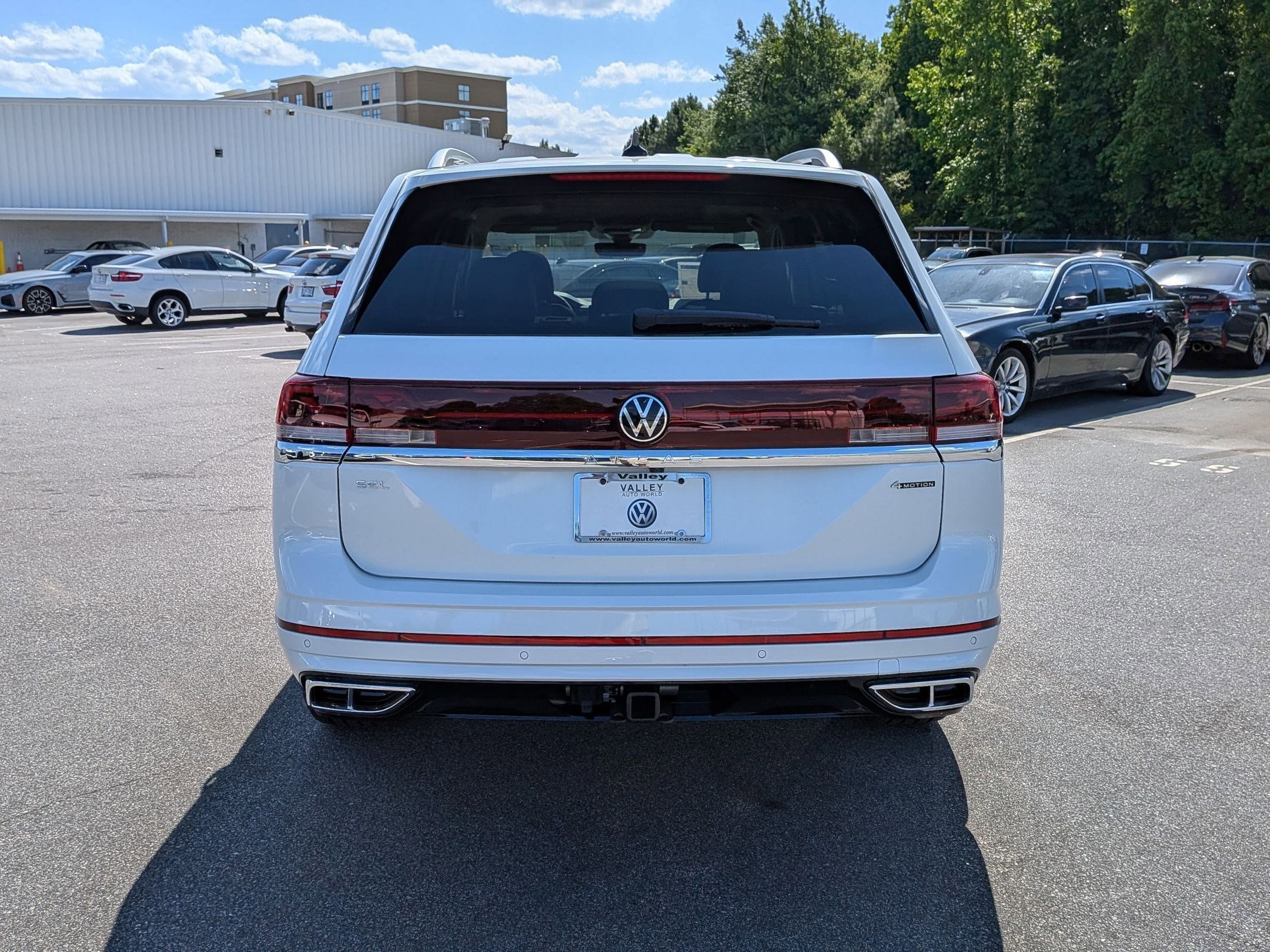 New 2026 Volkswagen Atlas SEL Premium R-Line AWD/4WD image 4