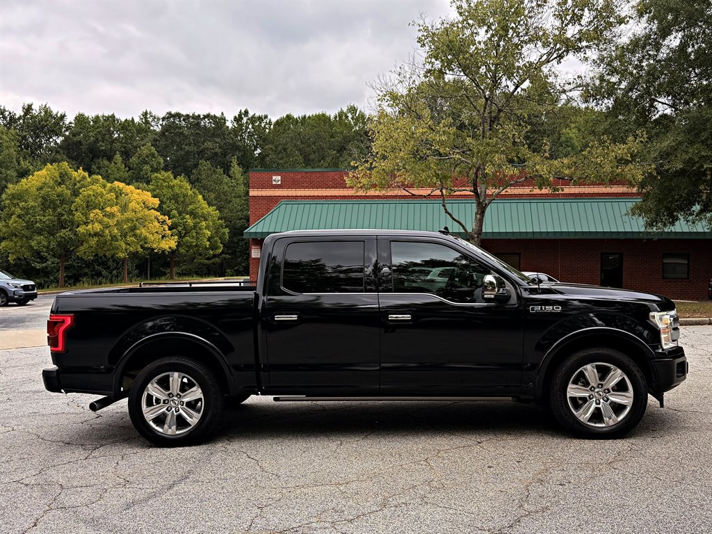 Used 2018 Ford F150 Platinum w/ Equipment Group 701A Luxury RWD image 4