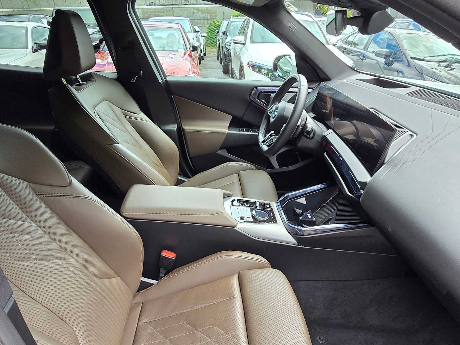 Used 2025 BMW X3 xDrive30i w/ Premium Package AWD/4WD image 10