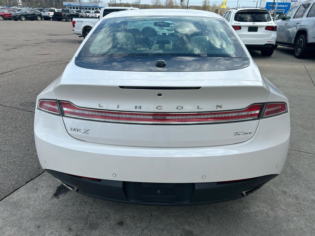 Used 2015 Lincoln MKZ AWD w/ Equipment Group 102A Reserve image 6