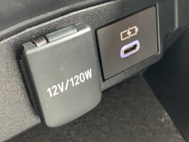 Used 2026 Toyota Corolla Cross LE w/ Moonroof Package FWD image 29
