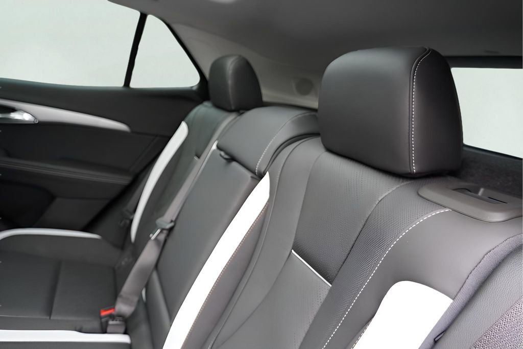 New 2026 Buick Envision Sport Touring image 29