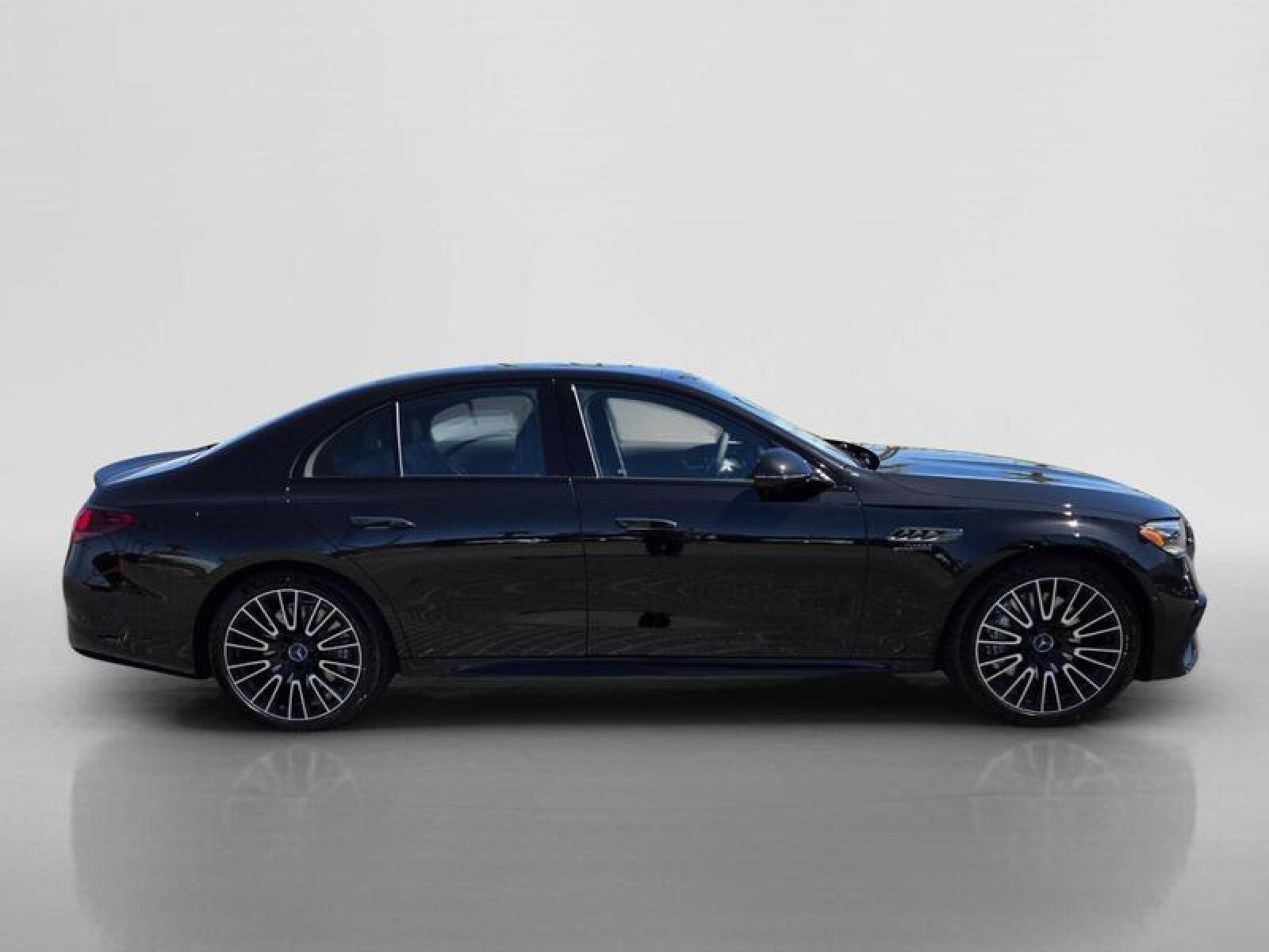 New 2027 Mercedes-Benz E 53 AMG e 4MATIC Sedan image 6