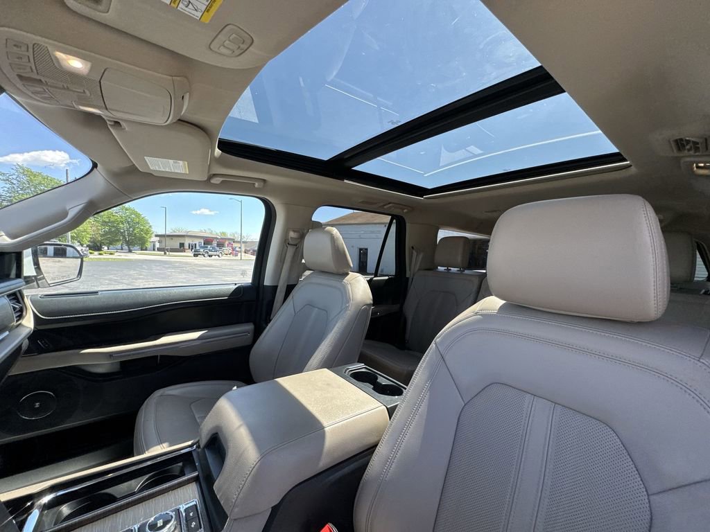 Used 2024 Ford Expedition Max Limited AWD/4WD image 22