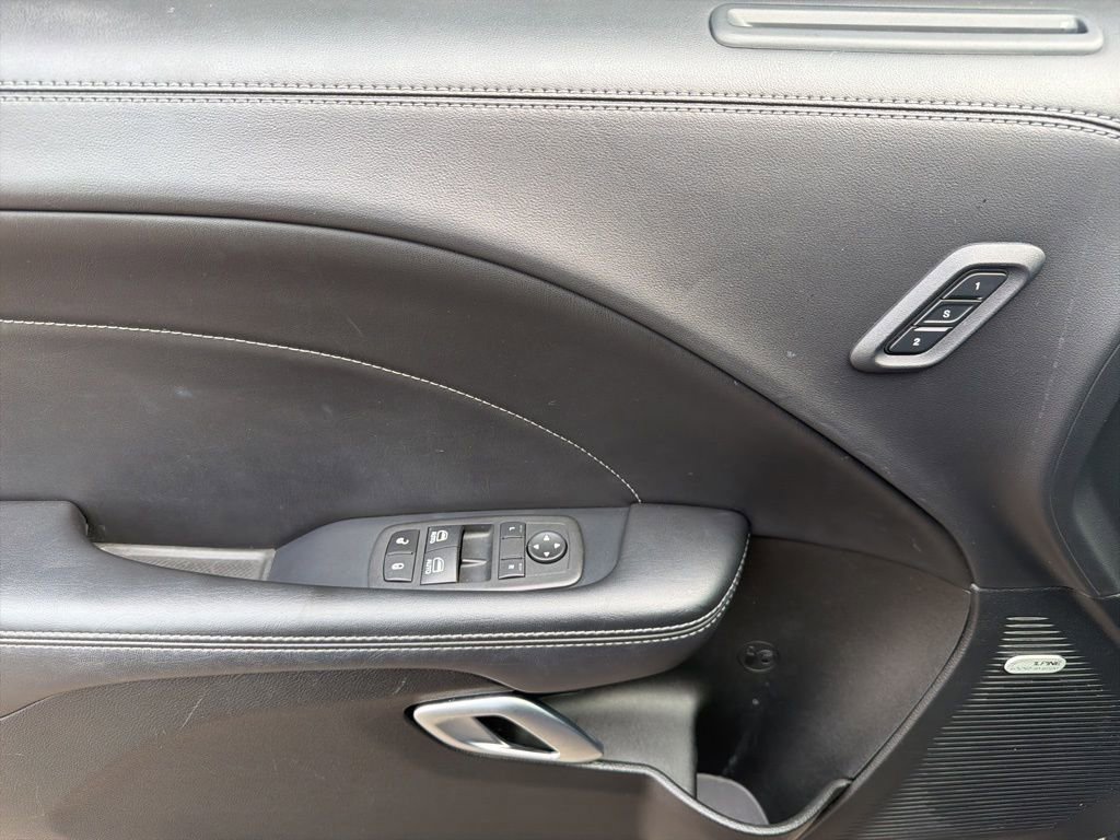 Used 2023 Dodge Challenger R/T w/ T/A Package image 13