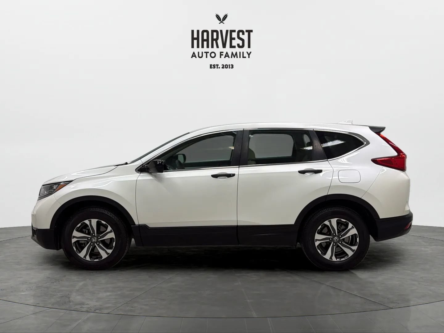 Used 2018 Honda CR-V LX image 2