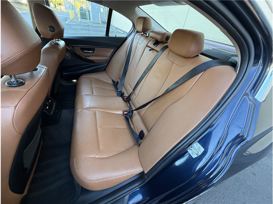 Used 2014 BMW 328i Sedan RWD image 19