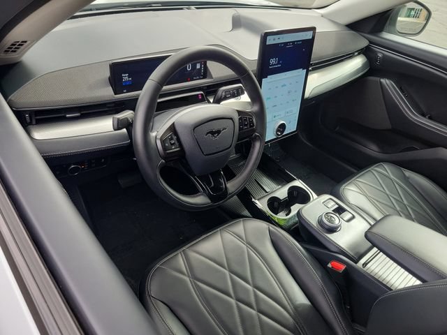 Used 2023 Ford Mustang Mach-E Select RWD image 6