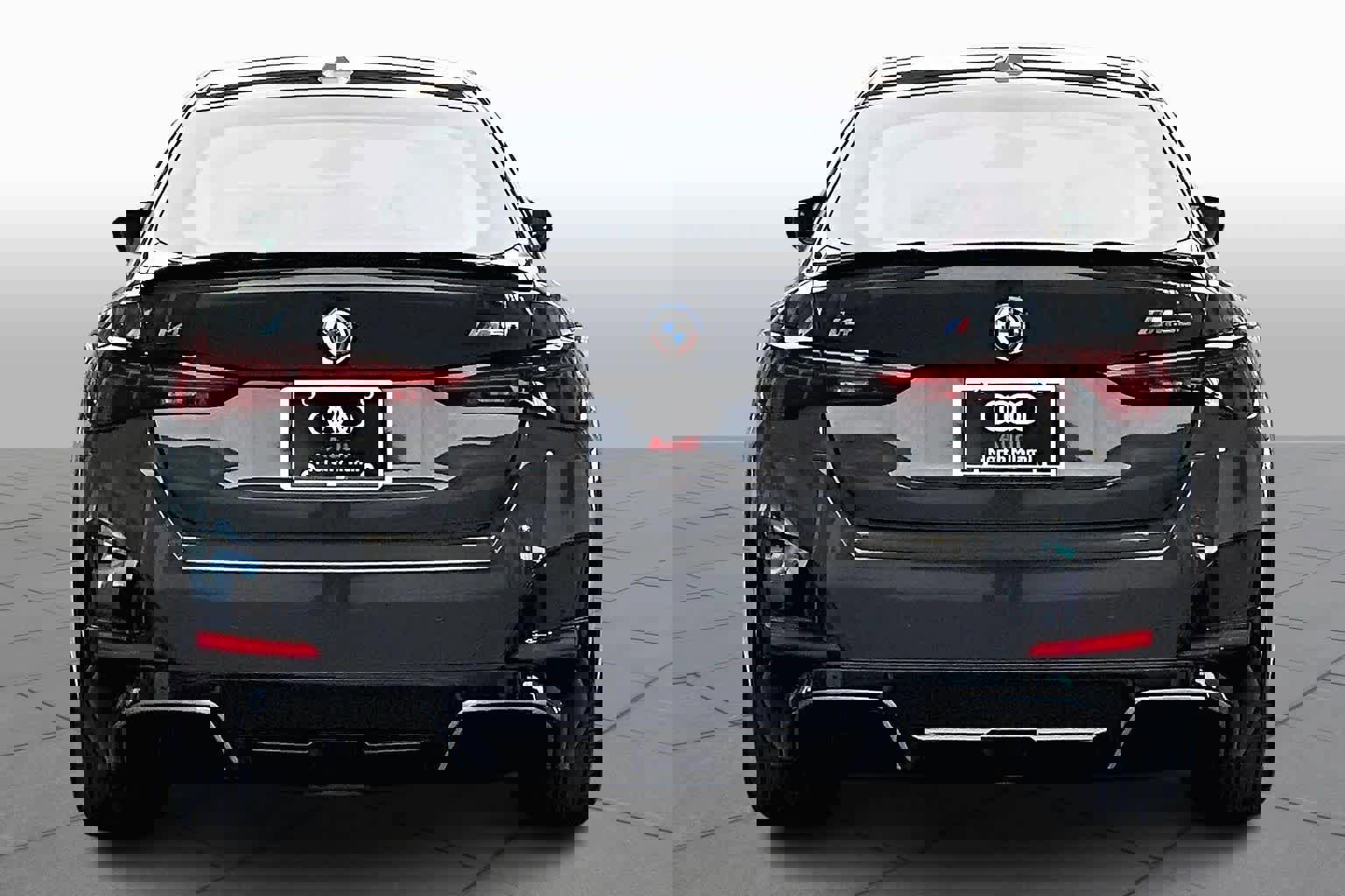 Used 2025 BMW i4 M50 w/ Premium Package image 5