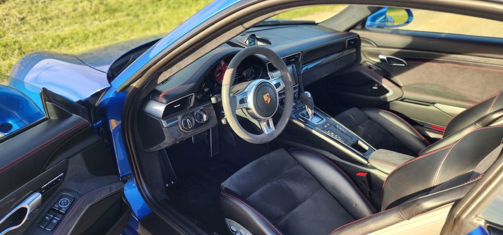 Used 2016 Porsche 911 Carrera GTS image 27