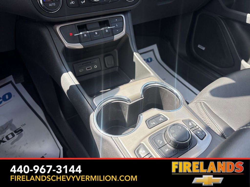 Used 2023 GMC Terrain Denali w/ Black Diamond Edition AWD/4WD image 28