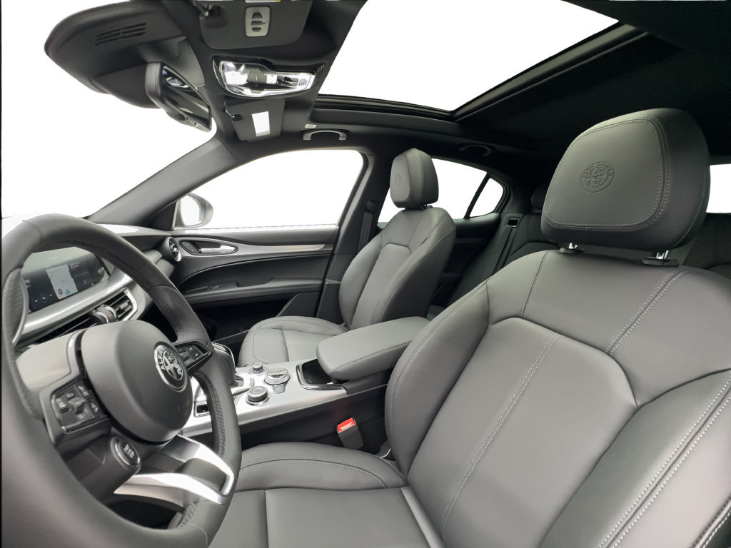 New 2026 Alfa Romeo Stelvio Sprint AWD/4WD image 23