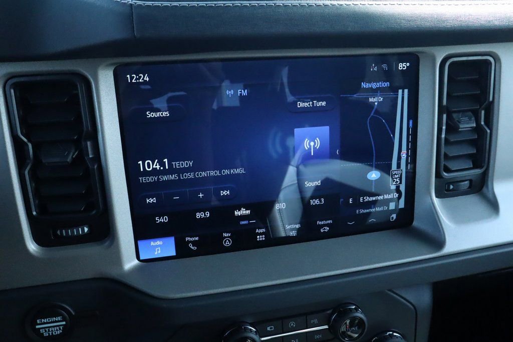 New 2025 Ford Bronco Outer Banks image 5