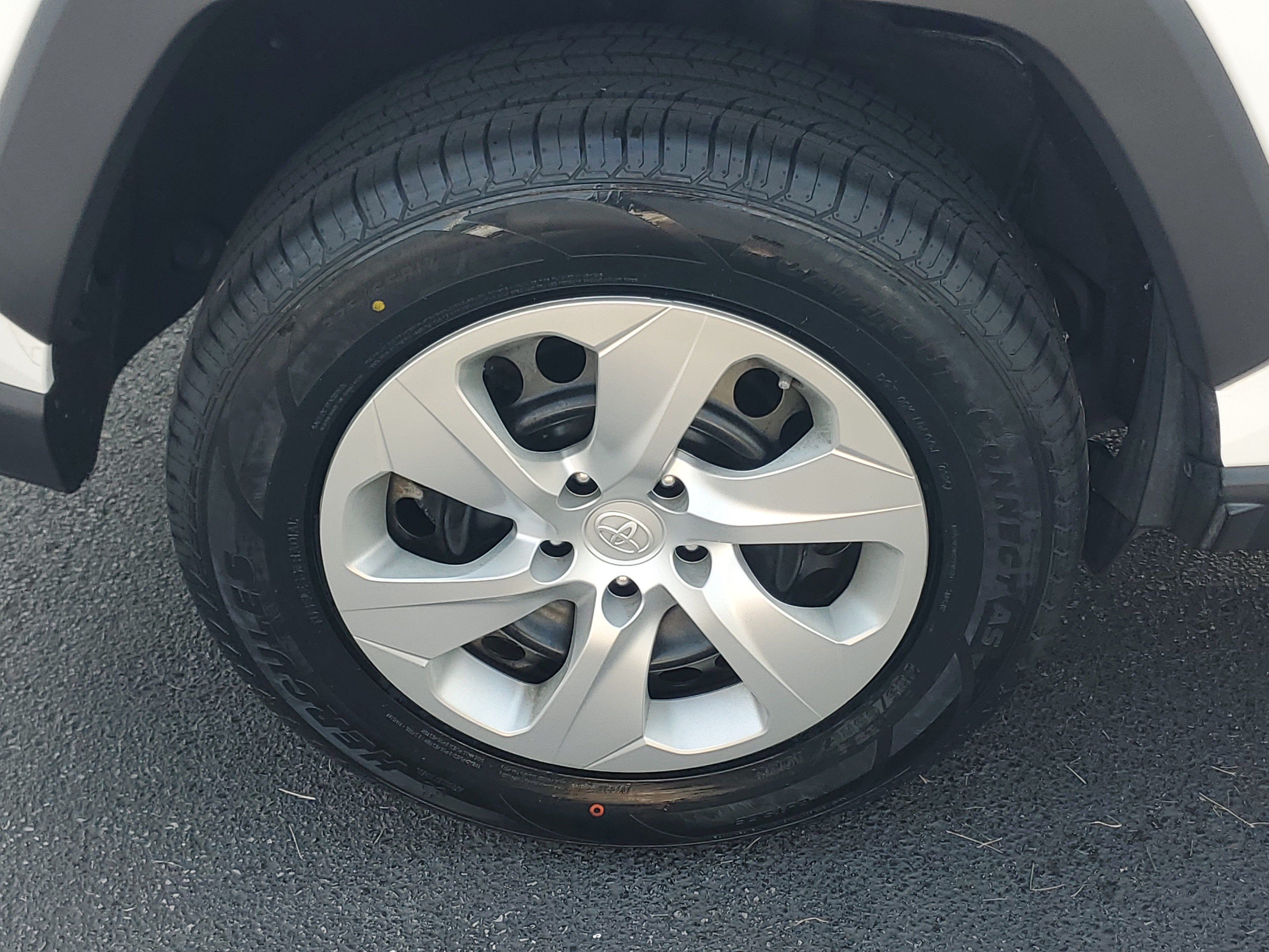 Used 2020 Toyota RAV4 LE w/ All Weather Liner Package AWD/4WD image 6
