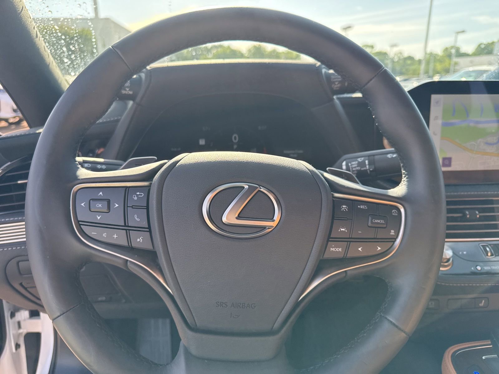 Used 2024 Lexus LS 500 image 16