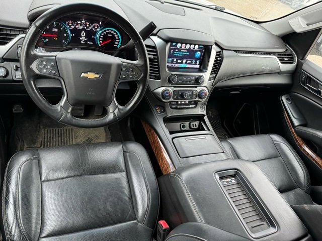 Used 2017 Chevrolet Suburban Premier image 2