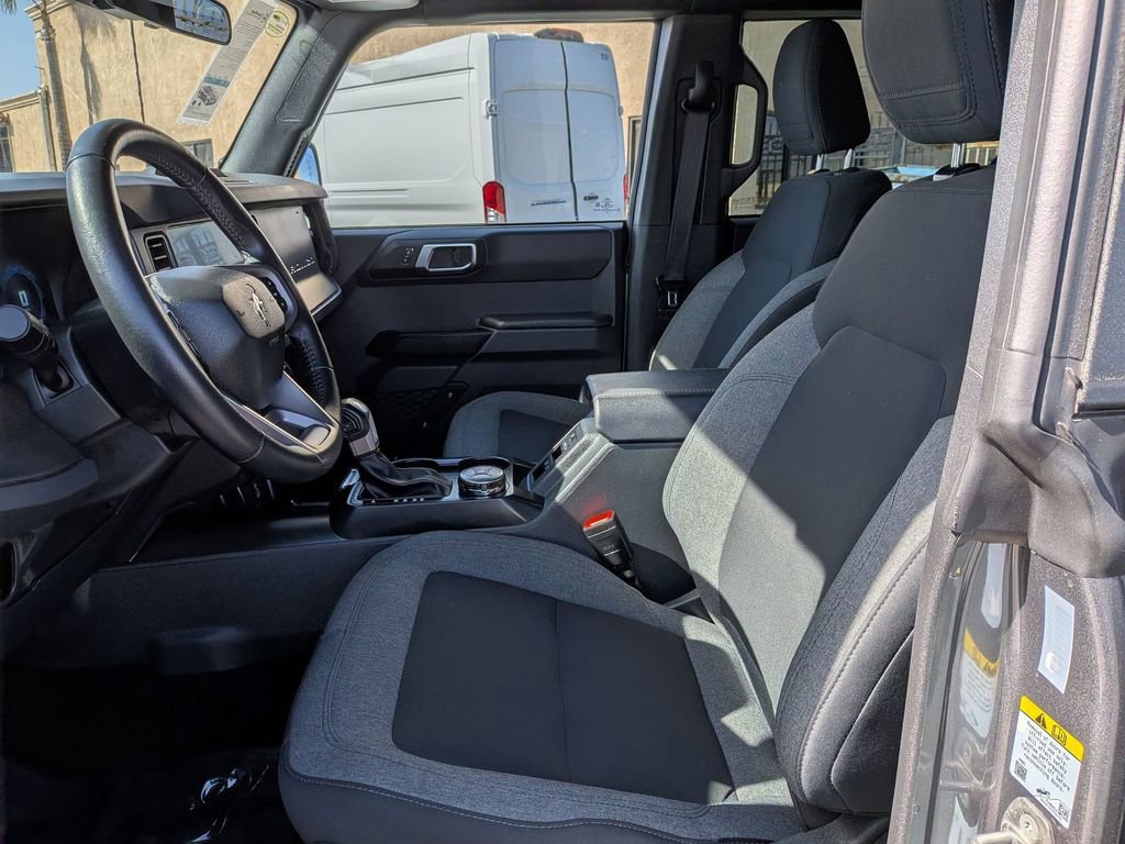 Used 2025 Ford Bronco Big Bend image 15