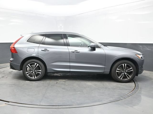 Used 2019 Volvo XC60 T6 Momentum w/ Advanced Package AWD/4WD image 9