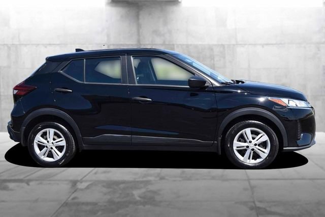 Used 2024 Nissan Kicks S FWD image 5