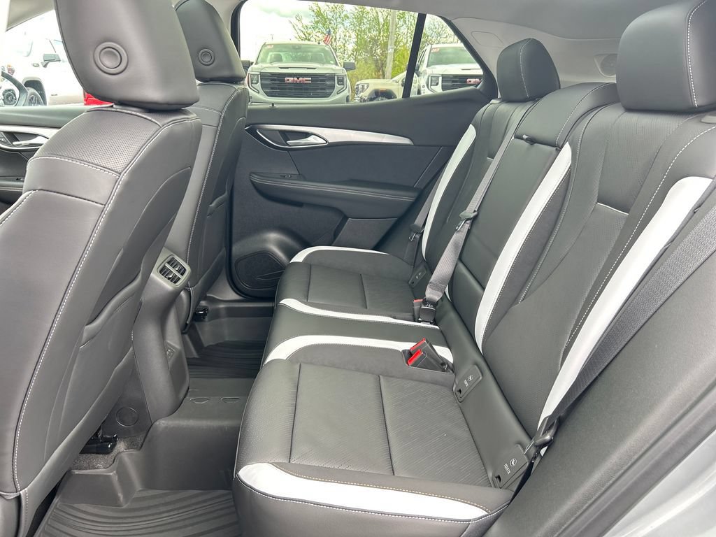New 2026 Buick Envision Sport Touring AWD/4WD image 32