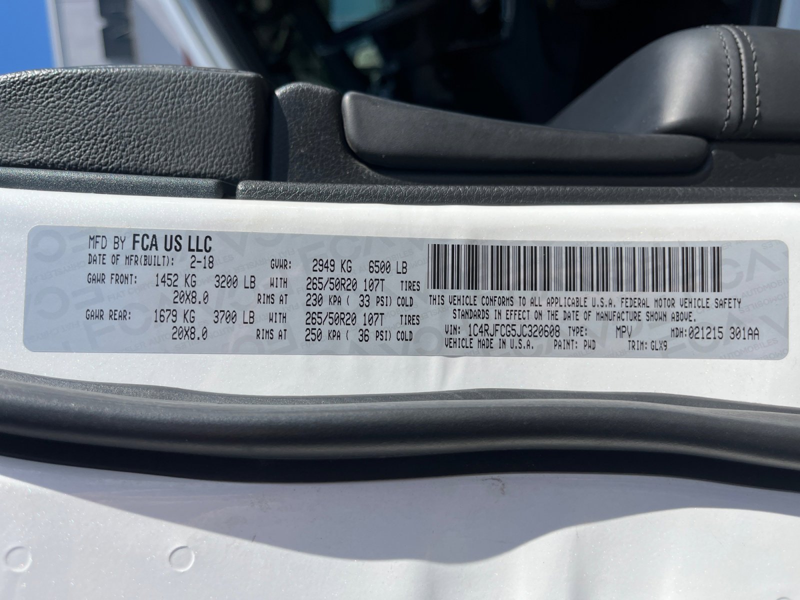 Used 2018 Jeep Grand Cherokee Overland image 33