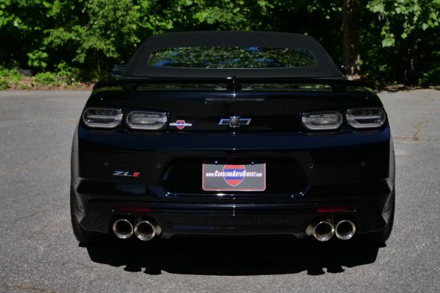 Used 2024 Chevrolet Camaro ZL1 RWD image 11
