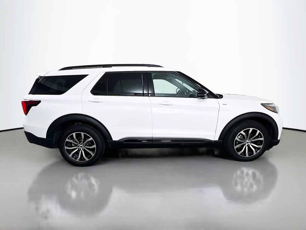 Used 2026 Ford Explorer ST-Line AWD/4WD image 11