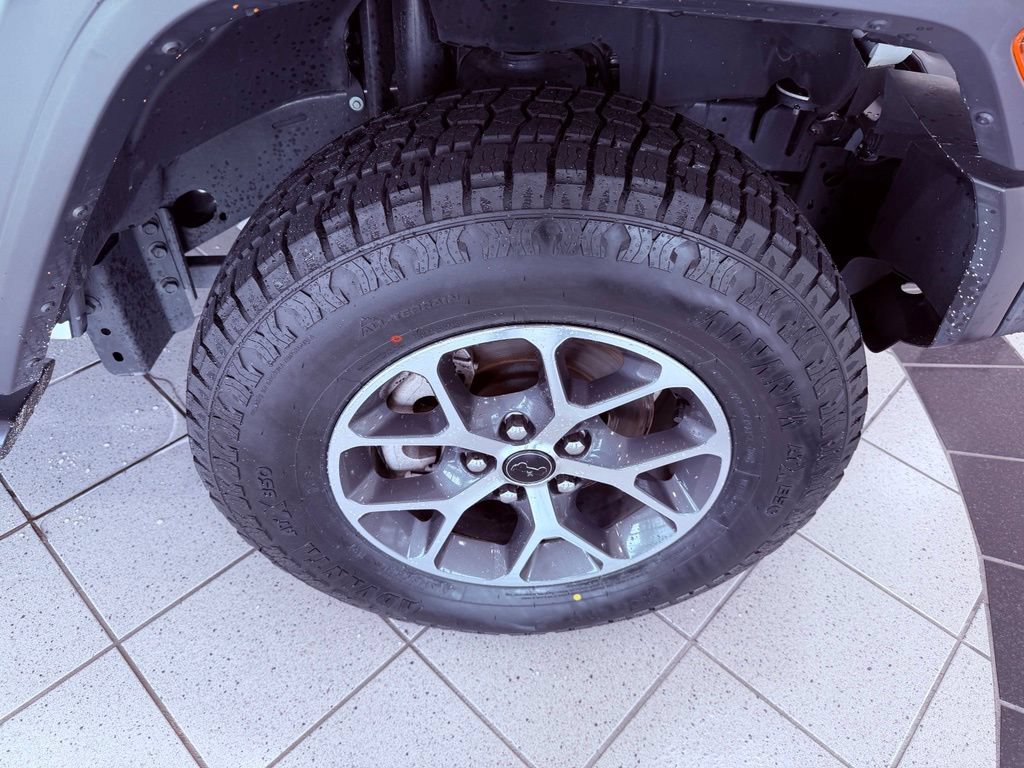 Used 2024 Jeep Wrangler Unlimited Sport AWD/4WD image 15