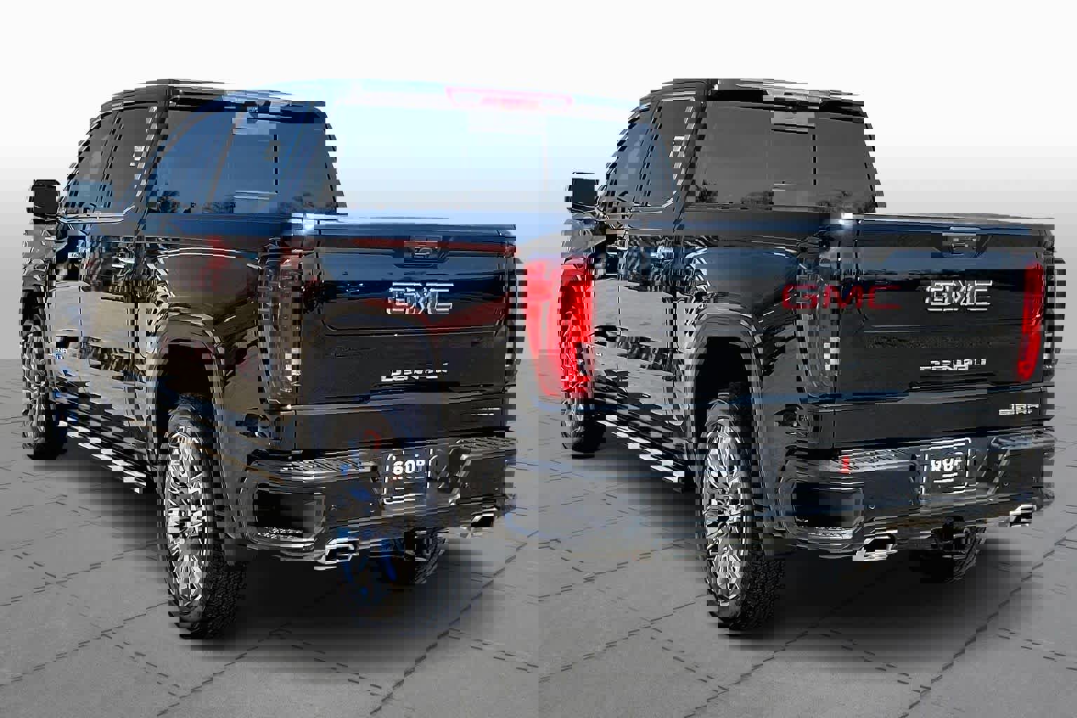 Used 2025 GMC Sierra 1500 Denali w/ Denali Reserve Package image 12