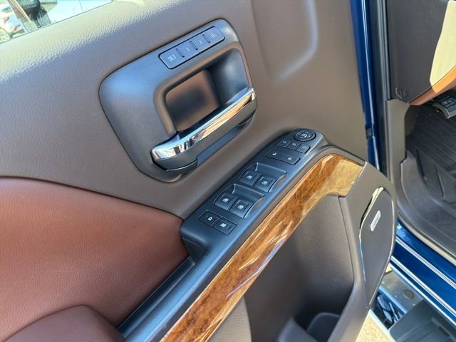 Used 2016 Chevrolet Silverado 2500 High Country w/ Duramax Plus Package AWD/4WD image 15