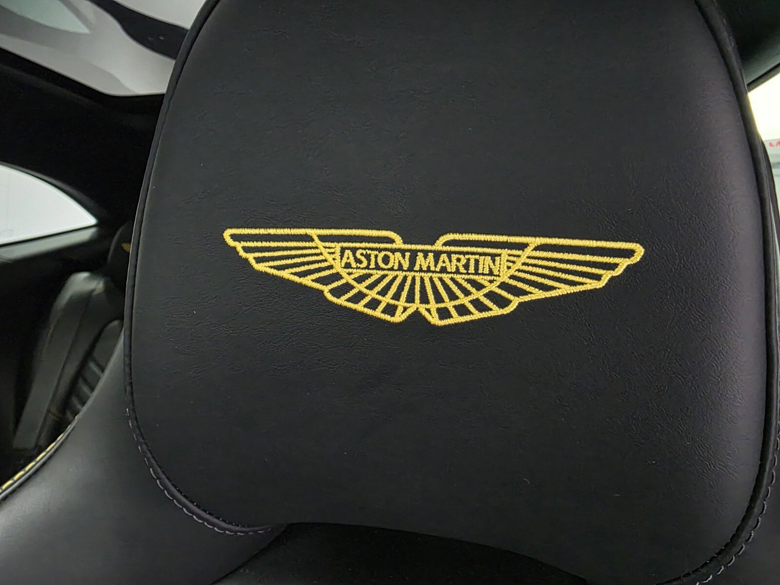 Used 2024 Aston Martin DBX 707 image 5