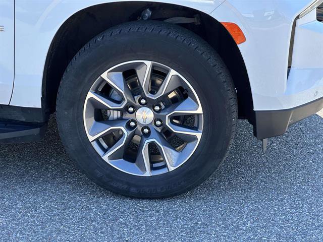 Used 2023 Chevrolet Tahoe LS w/ Driver Alert Package AWD/4WD image 7