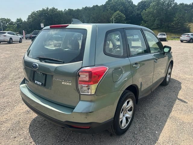 Used 2017 Subaru Forester 2.5i AWD/4WD image 6