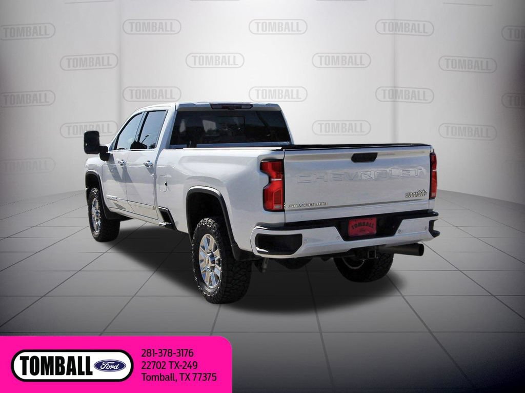 Used 2024 Chevrolet Silverado 2500 High Country w/ Technology Package AWD/4WD image 5