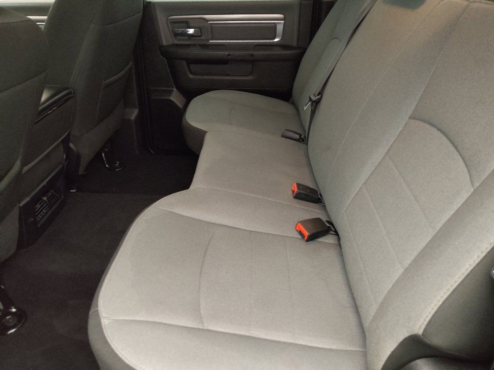 Used 2022 RAM 1500 Classic SLT image 18