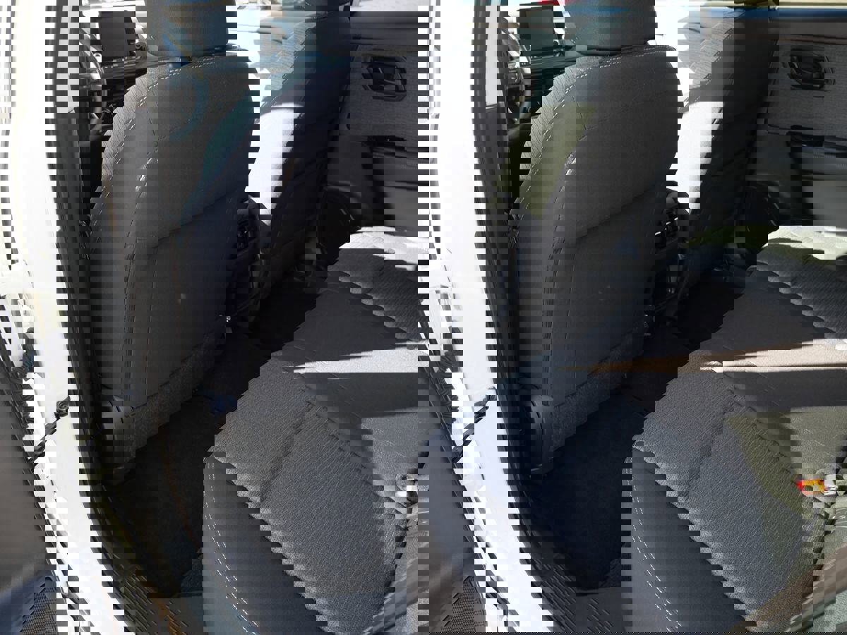 Used 2021 Nissan Rogue S image 21