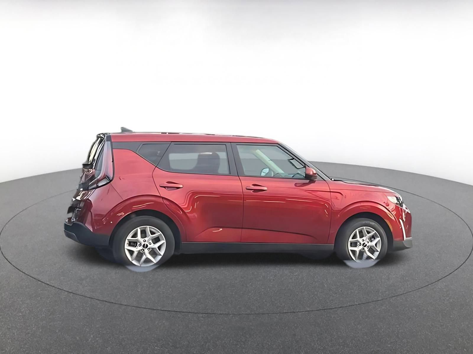 Used 2025 Volkswagen Jetta SE image 4