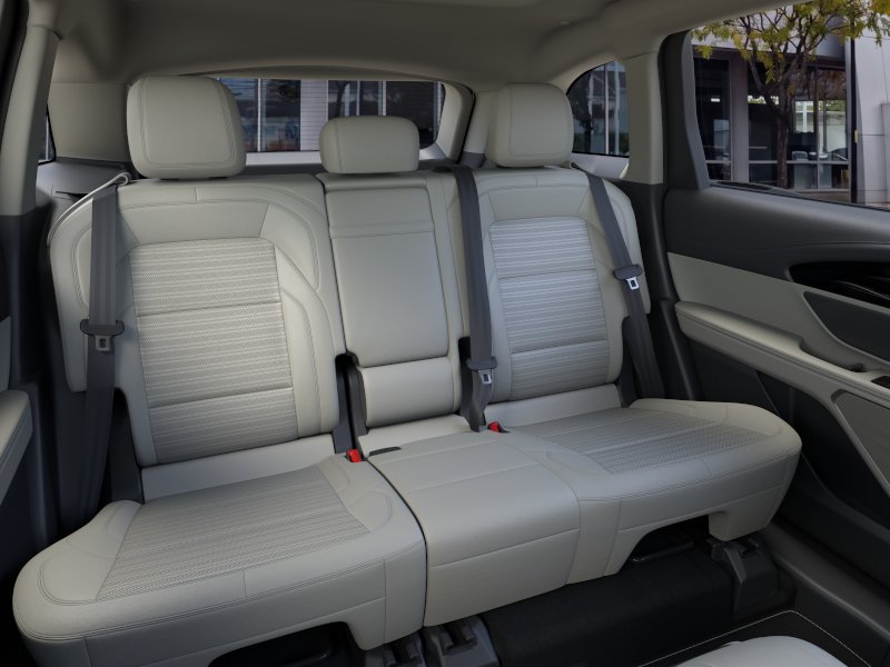New 2026 Lincoln Nautilus Reserve AWD/4WD image 13