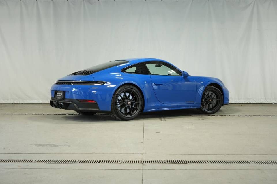 Used 2026 Porsche 911 Carrera GTS image 7