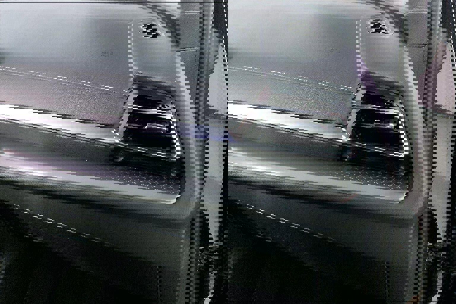 Used 2024 Chevrolet Traverse LT image 16