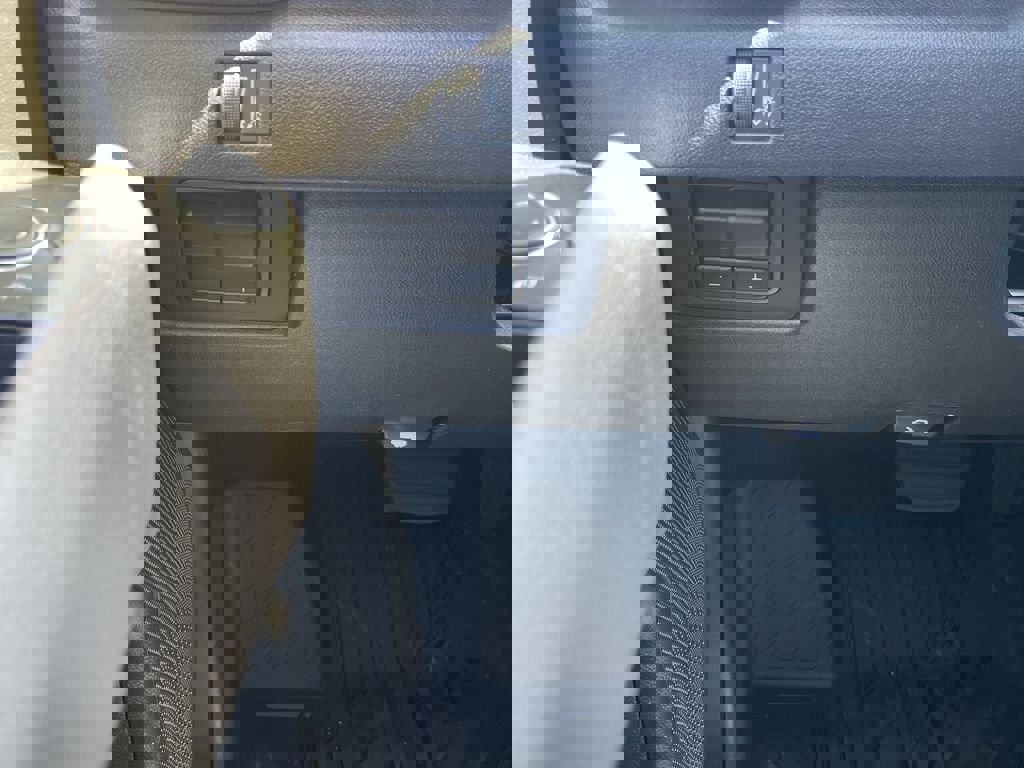 New 2025 GMC Canyon Denali w/ LPO, Denali Black Edition image 18