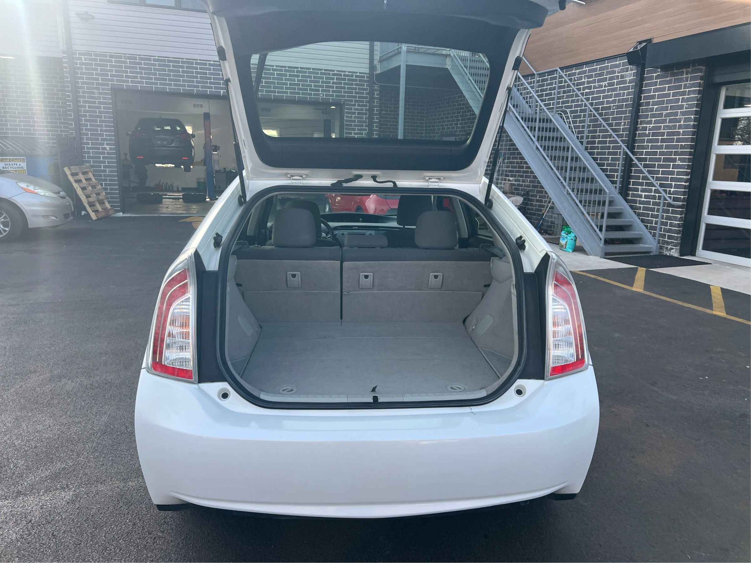 Used 2012 Toyota Prius Three image 14