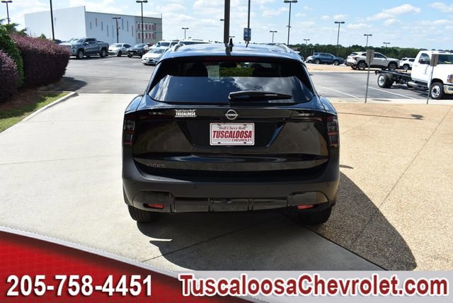 Used 2026 Nissan Kicks SV w/ SV Premium Package FWD image 8
