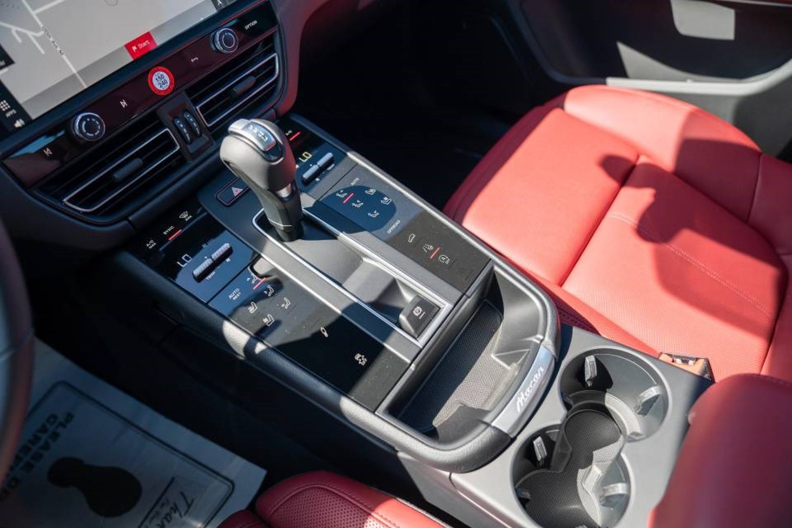 New 2026 Porsche Macan Turbo AWD/4WD image 21