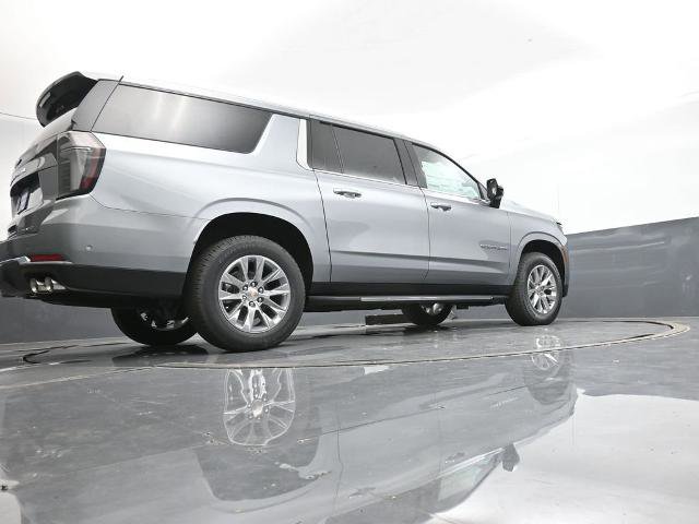New 2025 Chevrolet Suburban Premier image 13