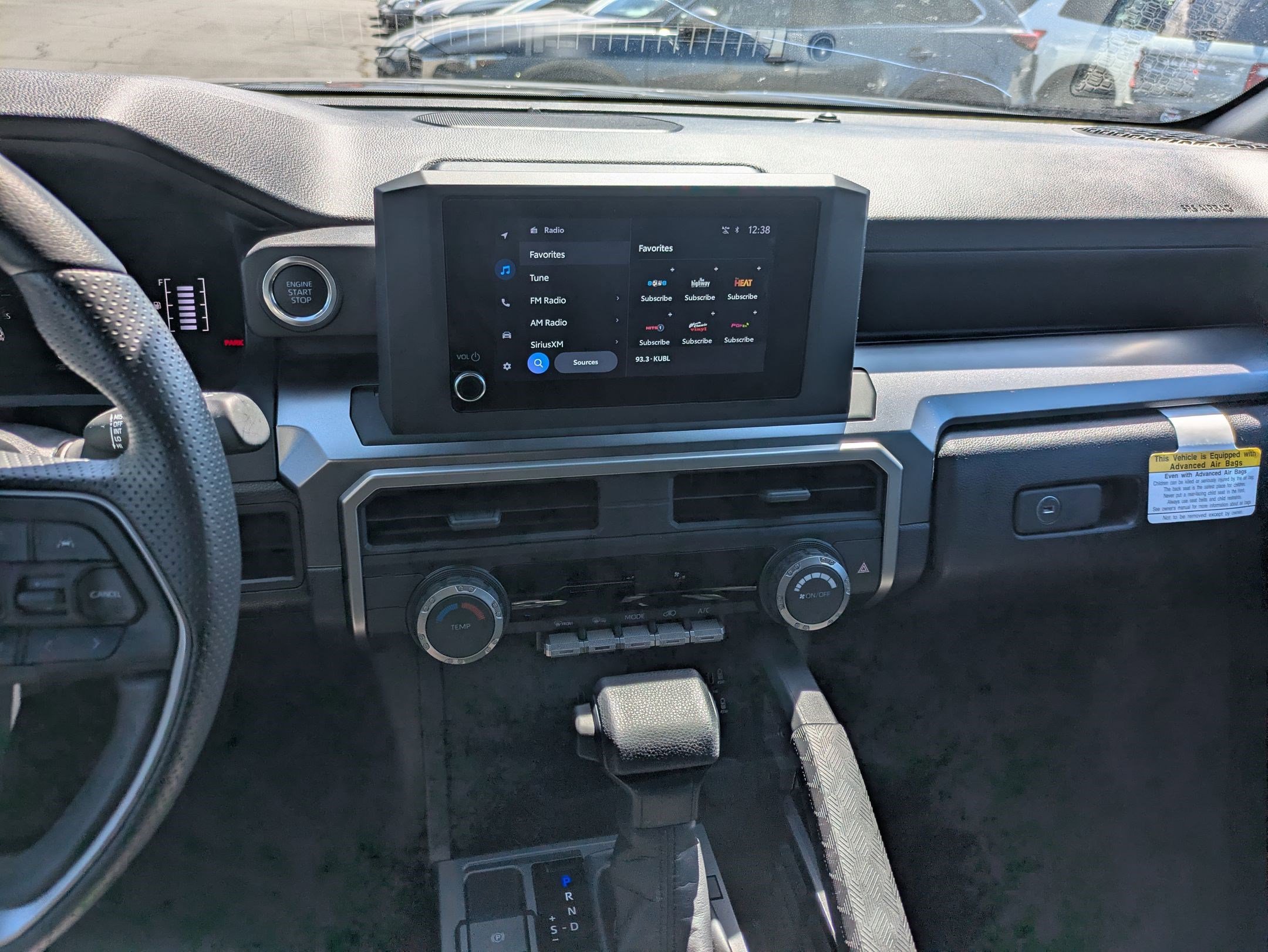 Used 2025 Toyota 4Runner SR5 AWD/4WD image 26